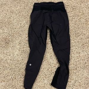 Lulu lemon keep moving pant 7/8 high rise- size 2